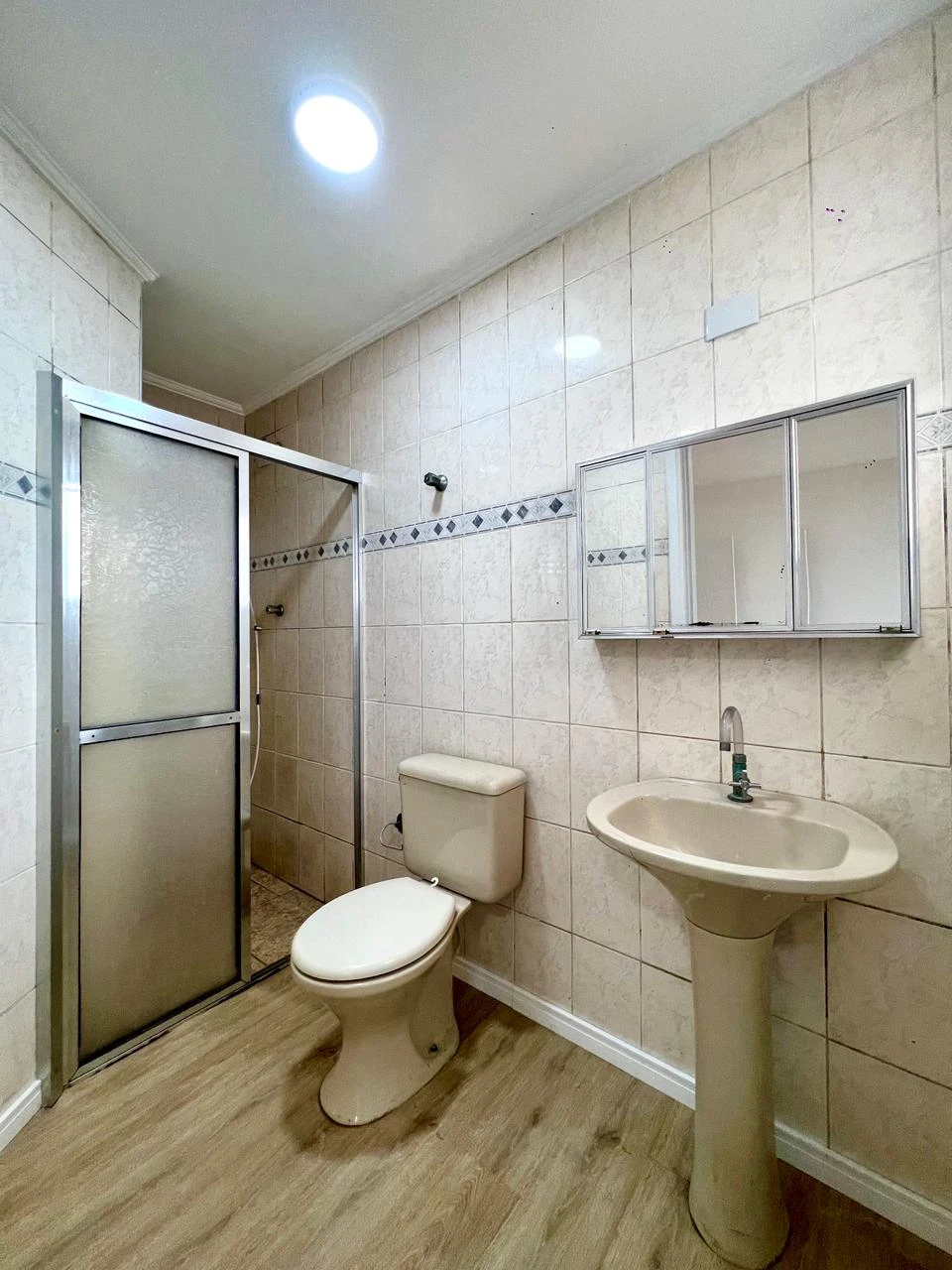 WhatsApp Image 2025-11-06 at 17.00.45